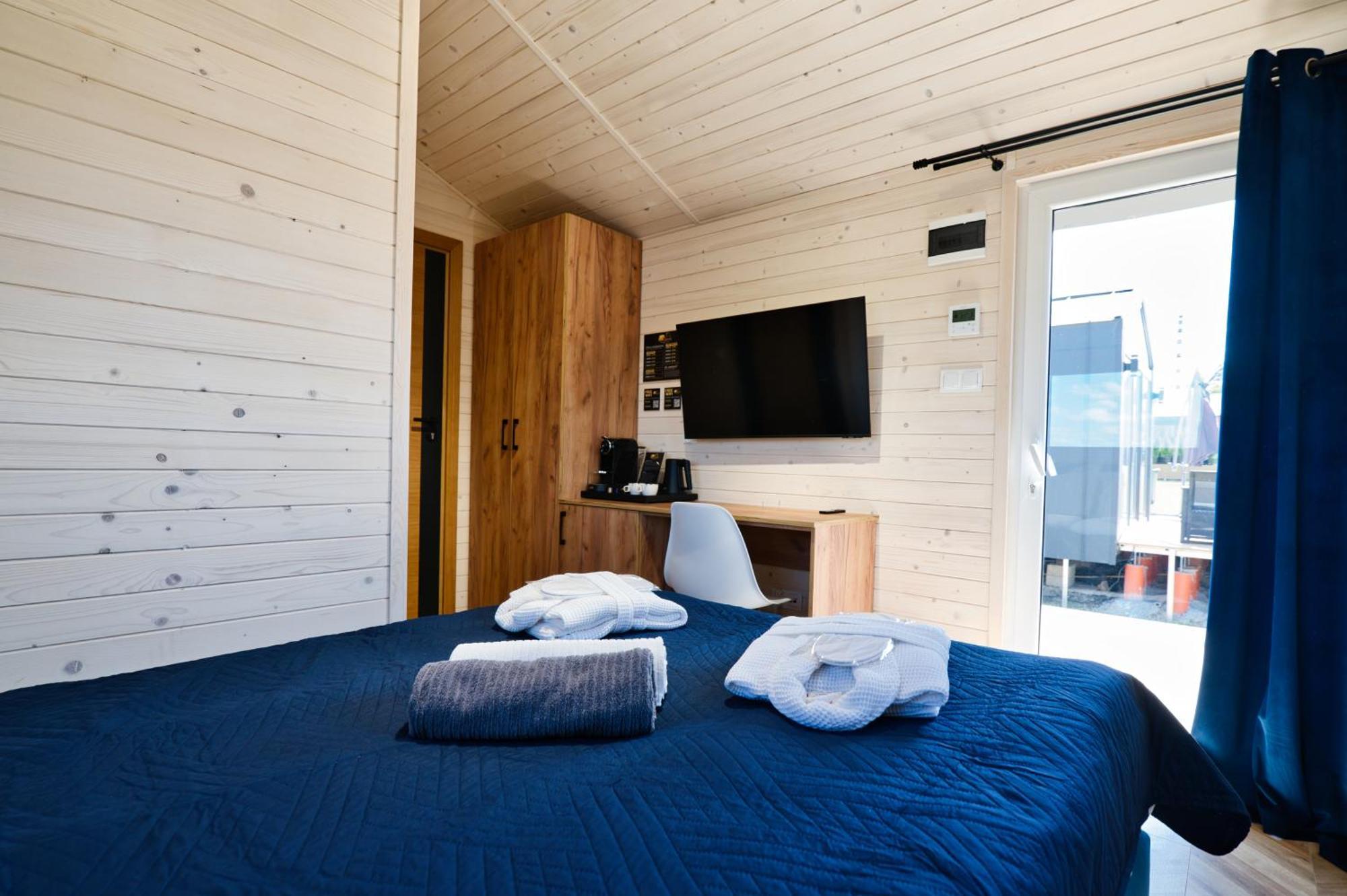 Holiday Park Zator Resort & Spa ภายนอก รูปภาพ