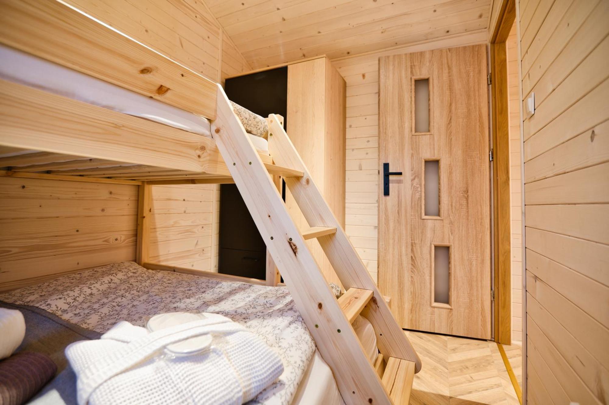 Holiday Park Zator Resort & Spa ภายนอก รูปภาพ